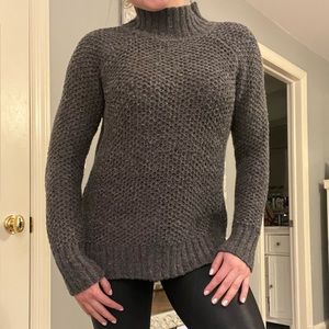 American eagle outfitters gray knit sweater in size small.